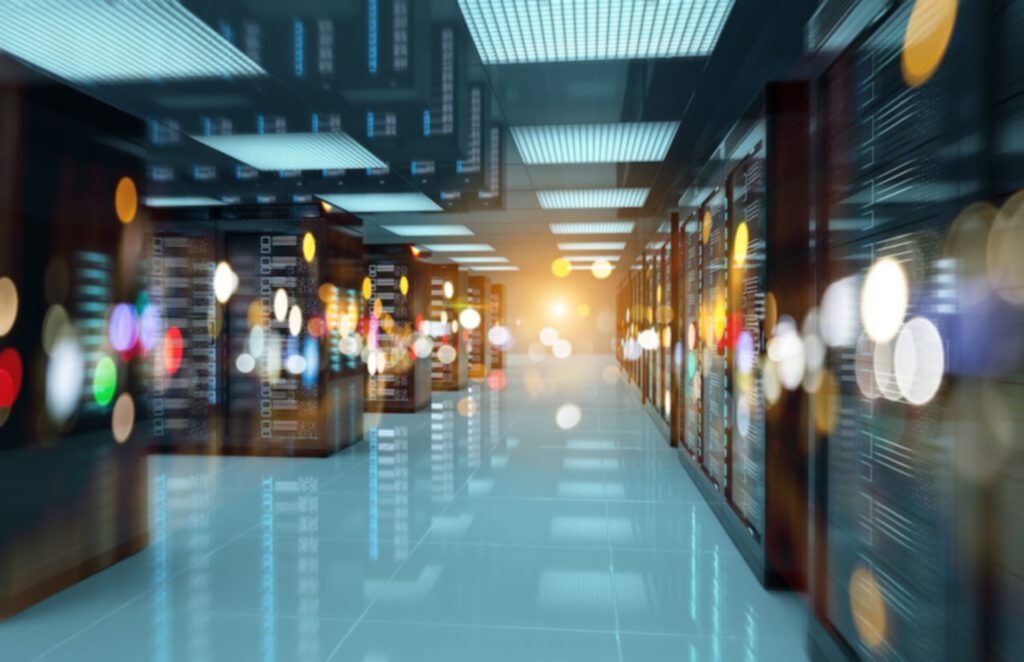 Cloud Migration vs Modernization: Key Differences, Strategy & Use Cases